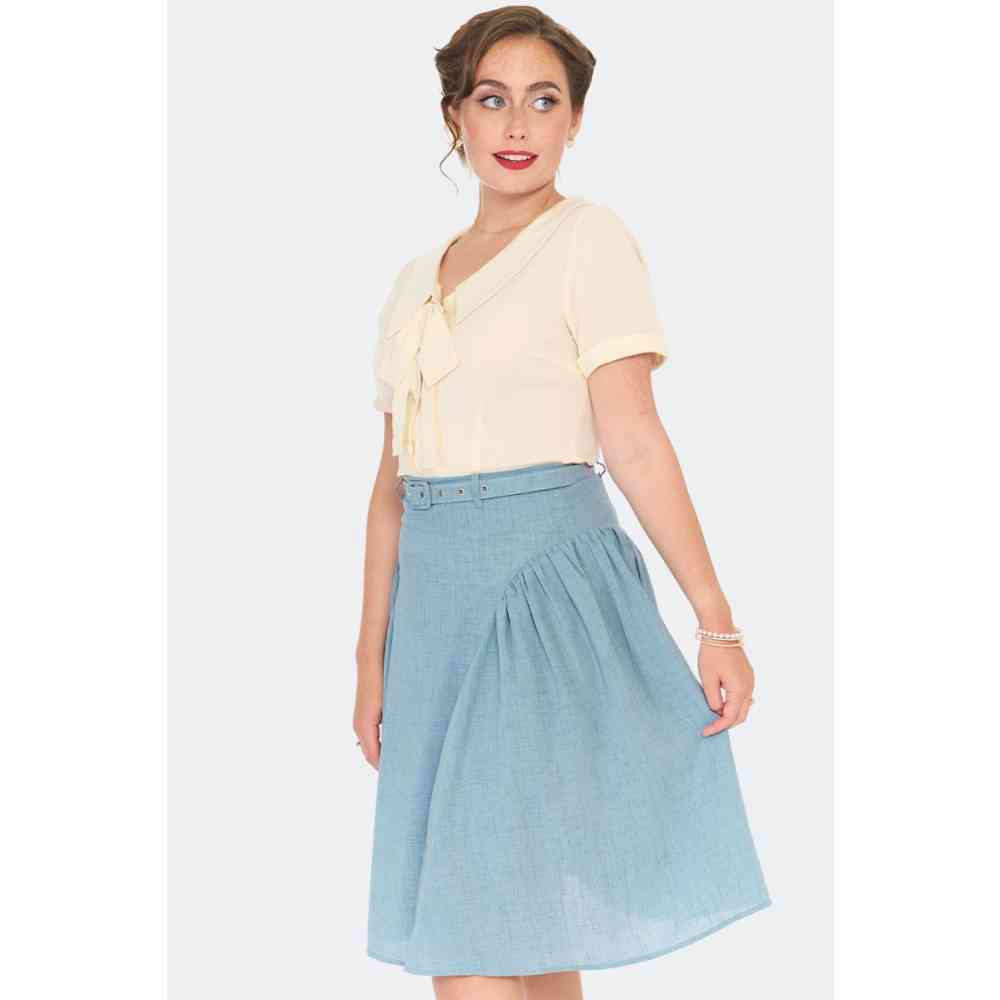 Voodoo Vixen - Tie Neck Short Sleeve Bluse - Creme